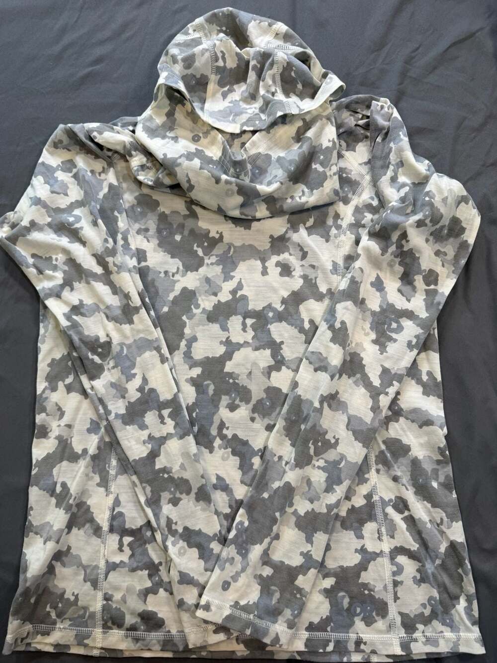Outdoor Research Women's Alpine Onset Merino 150 Hooded Base Layer, Grey Camo